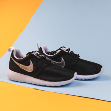Женские кроссовки Nike Roshe Run, Black