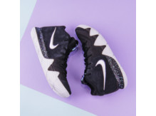 Мужские кроссовки Nike Kyrie 4, Black/White