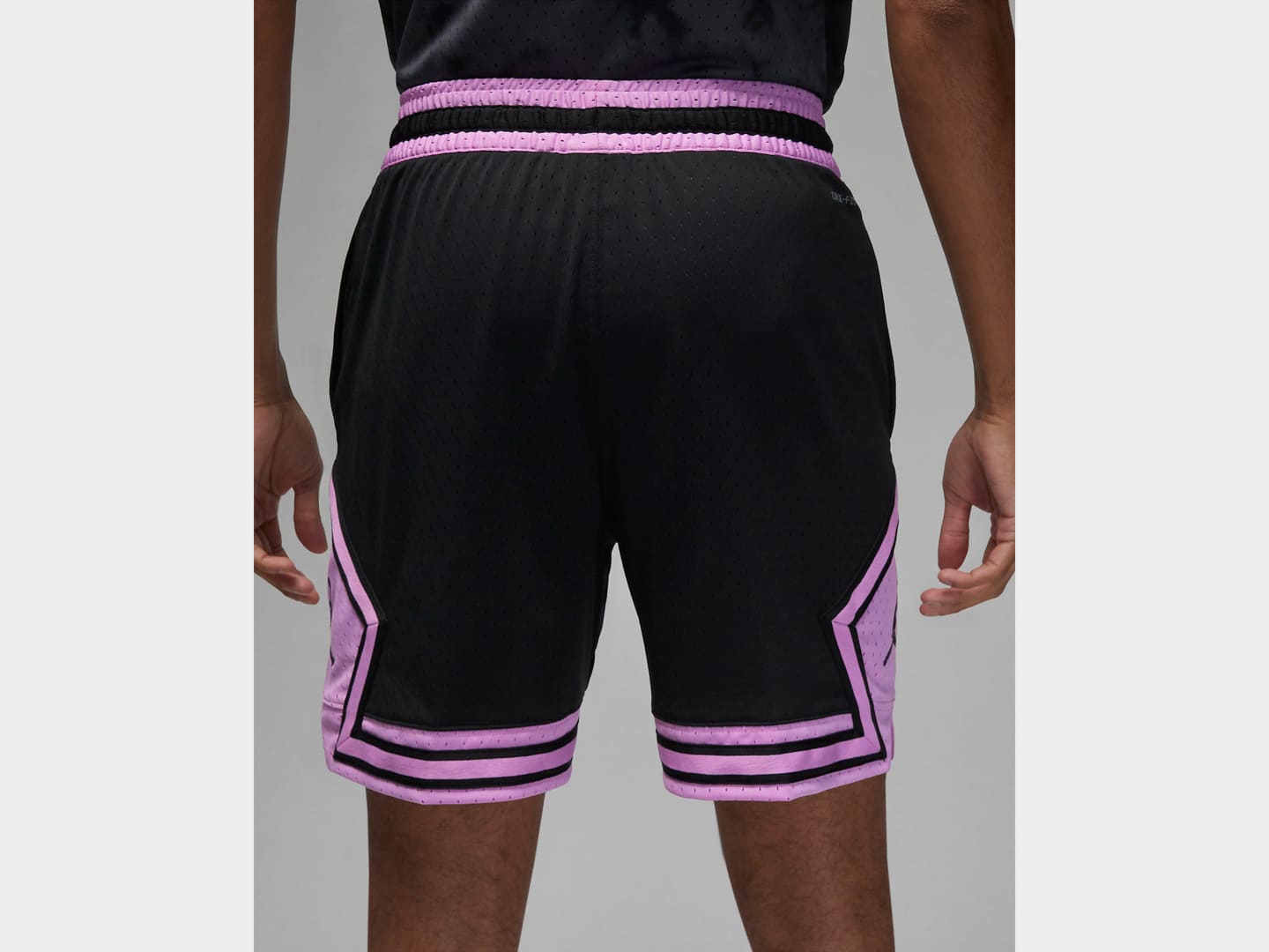 Шорты Jordan Sport Dri-FIT Diamond Shorts / black, rush fuchsia DX1487-011