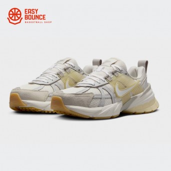 Кроссовки Nike V2K Run / phantom, light khaki, college grey