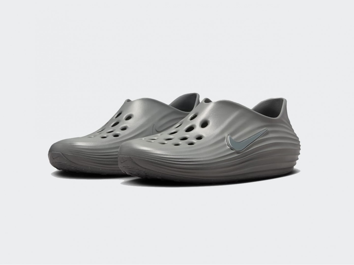 Тапочки Nike ReactX Rejuven8 / smoke grey