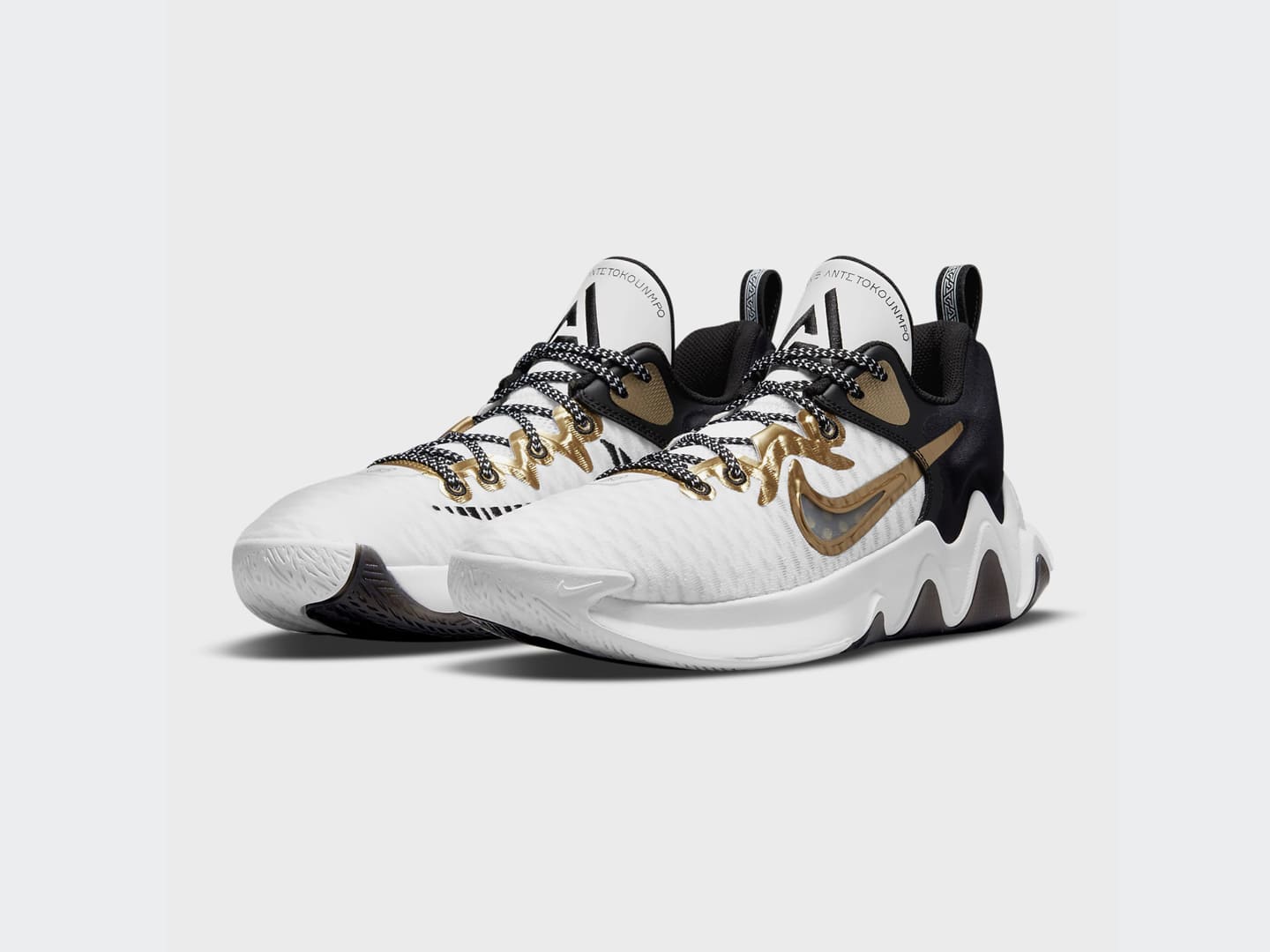 Кроссовки Nike Giannis Immortality / white, black, gold