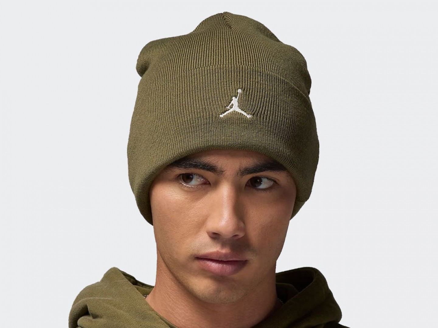 Шапка Air Jordan Peak Essential Beanie / black