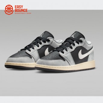 Кроссовки Air Jordan 1 Low SE grade school / light smoke
